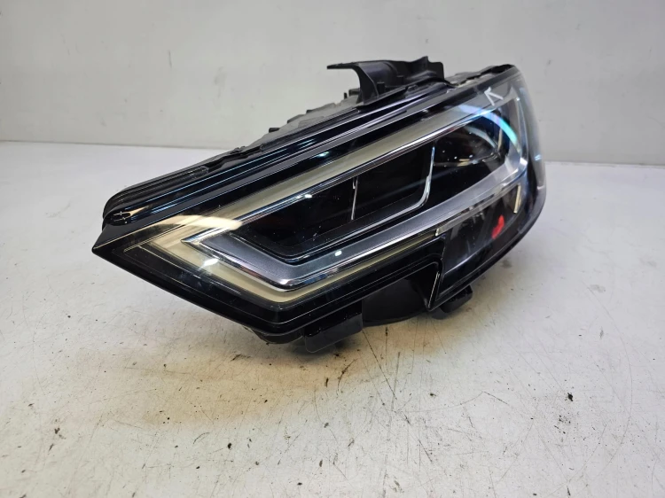 REFLEKTOR XENON LED LEWY AUDI A3 8V LIFT 8V0941033D UK