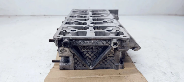 GŁOWICA AUDI A4 A5 A6 A7 3.0 TDI CDU CLA 0594AP