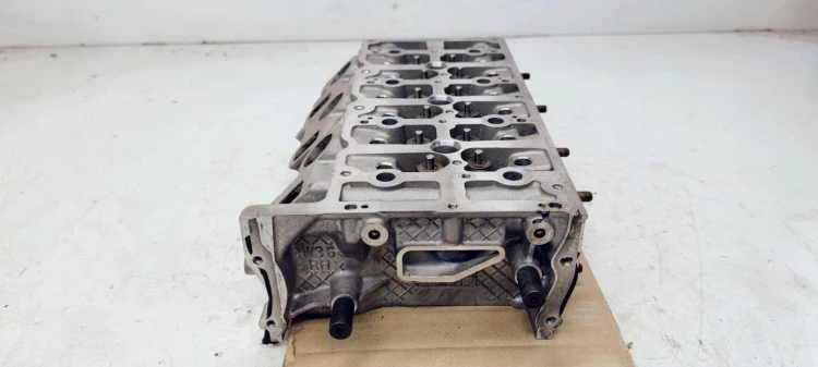 GŁOWICA AUDI A4 A5 A6 A7 3.0 TDI CDU CLA 0594AP