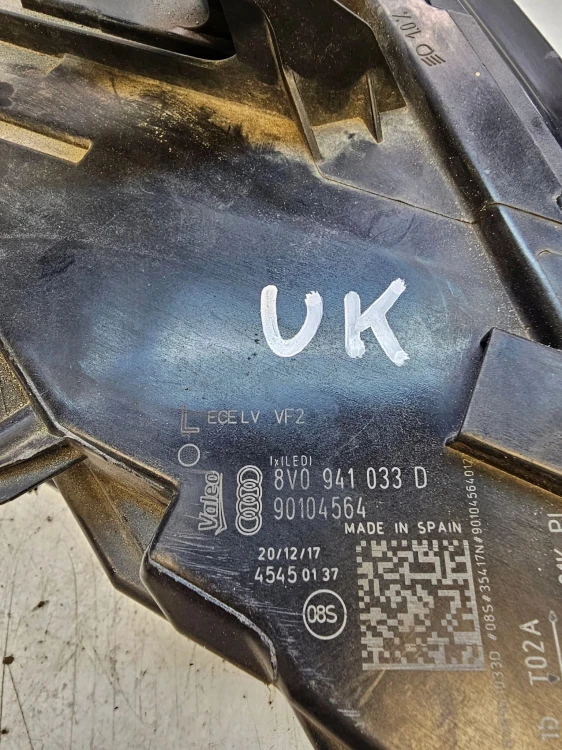 REFLEKTOR XENON LED LEWY AUDI A3 8V LIFT 8V0941033D UK