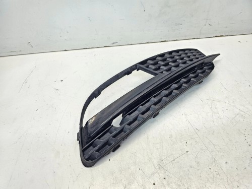KRATKA ATRAPA ZDERZAKA PRAWA AUDI A5 8T LIFT 8T0807682H