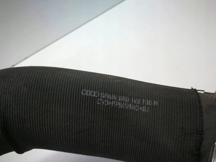 RURA WĄŻ INTERCOOLERA AUDI Q5 8R 8R0145736N