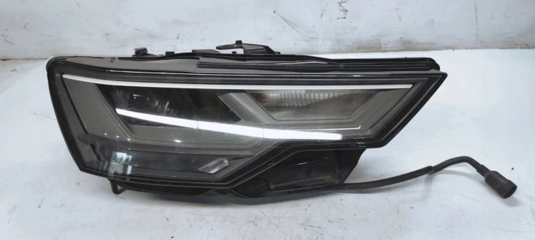 REFLEKTOR PRAWY FULL LED AUDI A6 C8 4K0941034 KOMP