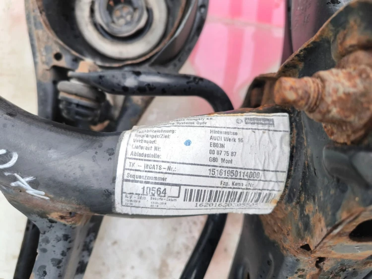 SANKI WÓZEK TYŁ BELKA KOMPLET AUDI A3 8V SEDAN VW SEAT 3Q0505315L