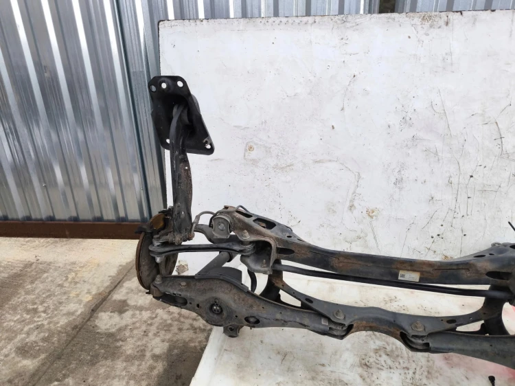 SANKI WÓZEK TYŁ BELKA KOMPLET AUDI A3 8V SEDAN VW SEAT 3Q0505315L