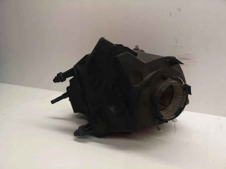OBUDOWA FILTRA POWIETRZA AUDI A6 C6 3.0 059133835E