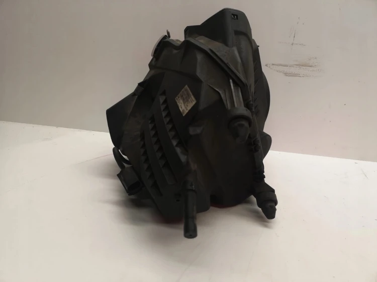 OBUDOWA FILTRA POWIETRZA AUDI A6 C6 3.0 059133835E