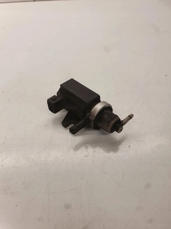 ZAWÓR PODCIŚNIENIA AUDI VW SEAT SKODA 1H0906627A