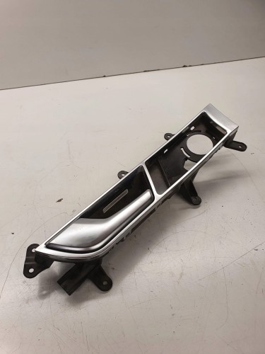 KLAMKA WEWNĘTRZNA LEWA AUDI A6 C6 4F0837019B