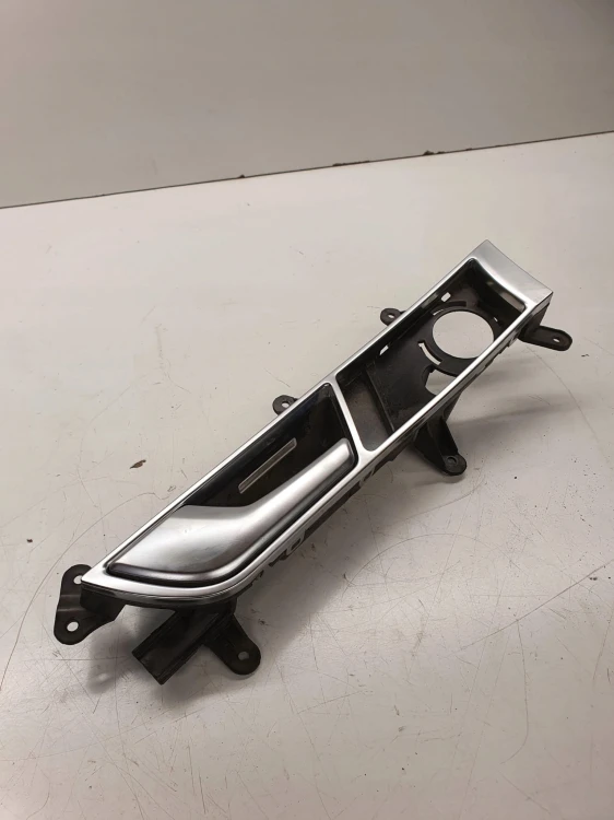 KLAMKA WEWNĘTRZNA LEWA AUDI A6 C6 4F0837019B