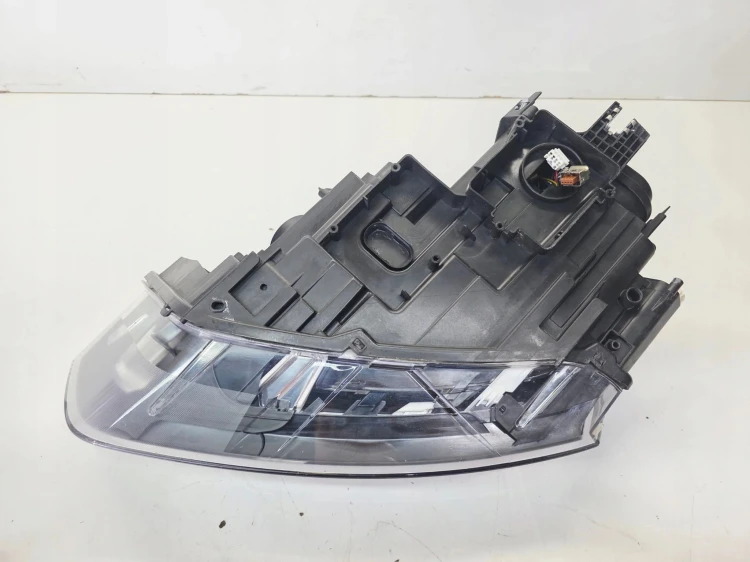 REFLEKTOR LAMPA PRAWY PRZÓD BI XENON LED AUDI Q3 8U 8U0941044 EU 39/25