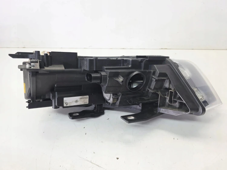 REFLEKTOR LAMPA PRAWY PRZÓD BI XENON LED AUDI Q3 8U 8U0941044 EU 39/25