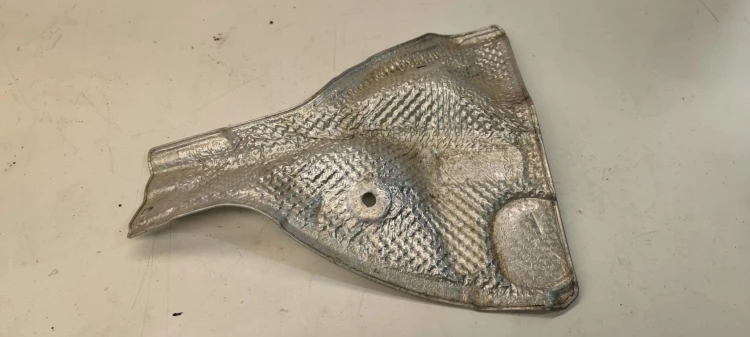 OSŁONA TERMICZNA AUDI A6 C7 4G1804164
