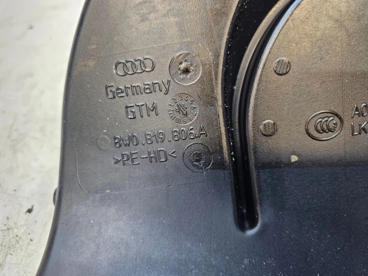 KANAŁ POWIETRZNY TUNEL AUDI A4 B9 A5 8W0819806A