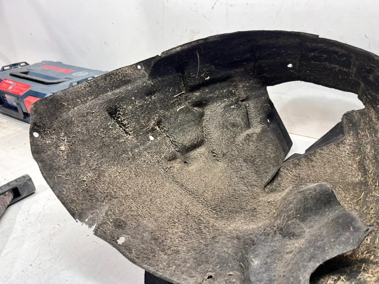 NADKOLE LEWY PRZÓD MATERIAŁOWE AUDI A4 B8 8K0821171G 17/26