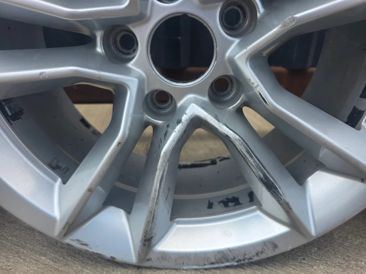 FELGA FELGI KOMPLET SKODA AUDI A4 B9 A5 8W 7.5J R17 ET29 8W0601025AG 15/26