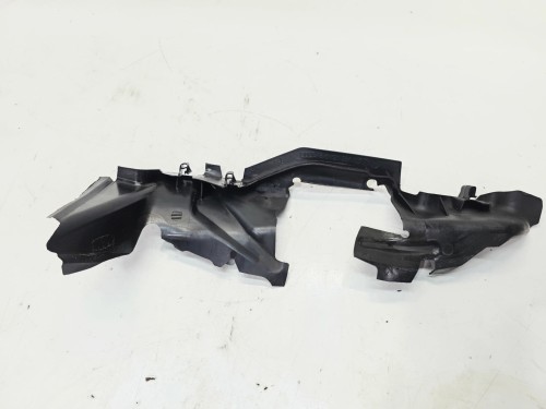 KIEROWNICA POWIETRZA PRAWA AUDI A3 8V 8V0121284