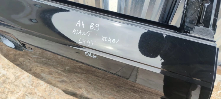 DRZWI PRAWY TYŁ AUDI A4 B9 LY9T AVANT / KOMBI ORG