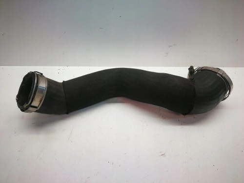 RURA PRZEWÓD INTERCOOLERA AUDI A4 B7 8E0145737Q