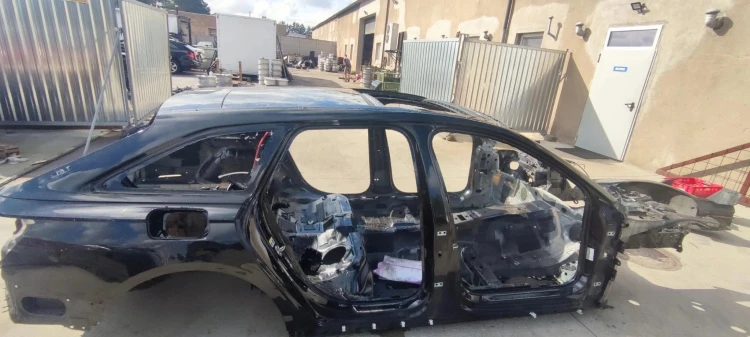 DACH ĆWIARTKA PANORAMA AUDI A6 C8 AVANT KOMBI ORG