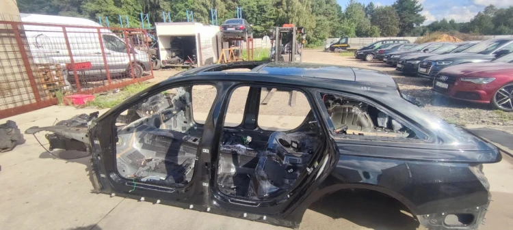 DACH ĆWIARTKA PANORAMA AUDI A6 C8 AVANT KOMBI ORG