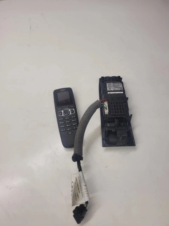 ADAPTER TELEFONU GSM AUDI A6 C7 A7 A8 4G0035707