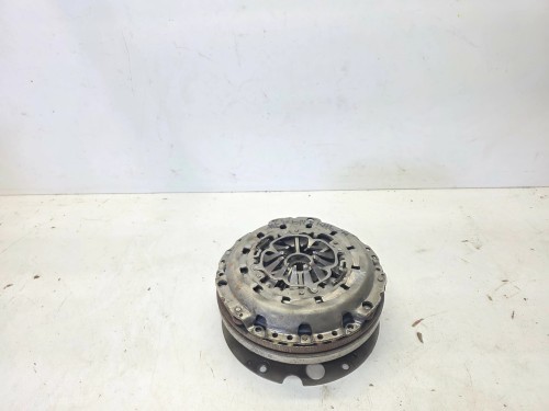 KOŁO DWUMASOWE SPRZĘGŁO AUDI A4 B8 A5 A6 C7 2.0 TDI TFSI 0B2105266T