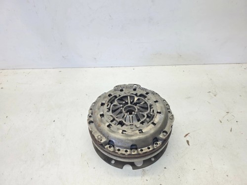 KOŁO DWUMASOWE SPRZĘGŁO AUDI A4 B8 A5 A6 C7 2.0 TDI TFSI 0B2105266T