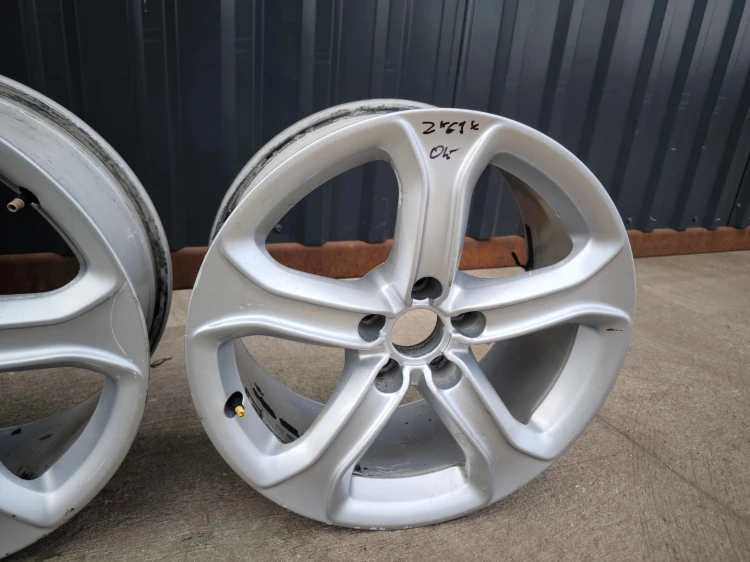 FELGI FELGA AUDI VW SEAT SKODA A4 A5 A6 A7 7.5J R17 ET28 8T0601025BA Z*69*