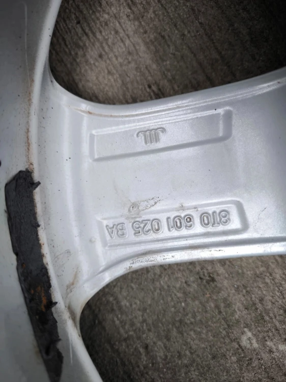FELGI FELGA AUDI VW SEAT SKODA A4 A5 A6 A7 7.5J R17 ET28 8T0601025BA Z*69*