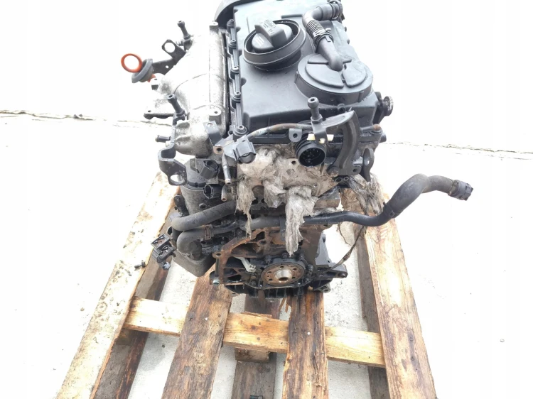 SILNIK BEZ OSPRZĘTU AUDI VW SEAT SKODA 2.0 TDI BKD ORYGINAŁ SPRAWNY !!!