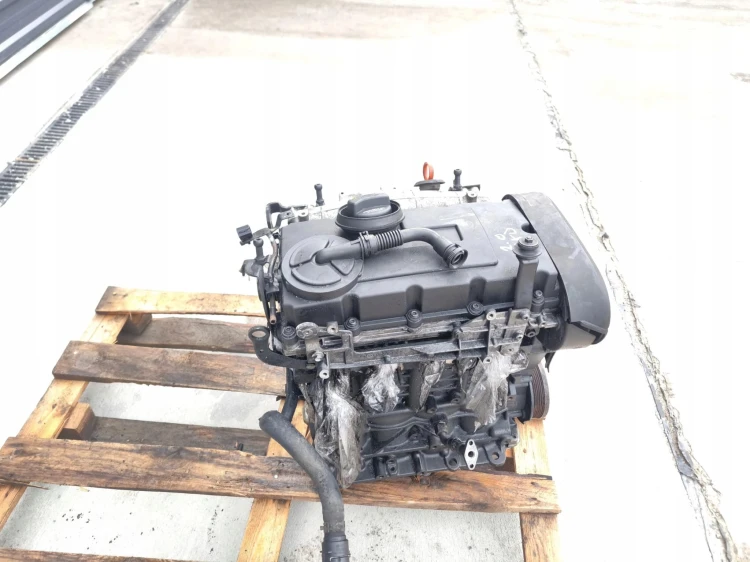 SILNIK BEZ OSPRZĘTU AUDI VW SEAT SKODA 2.0 TDI BKD ORYGINAŁ SPRAWNY !!!