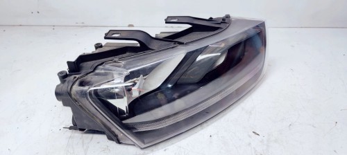 REFLEKTOR PRAWY ZWYKŁY AUDI Q3 8U 8U0941004N UK