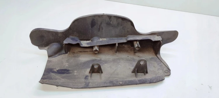 OSŁONA WAHACZA PRAWY TYŁ AUDI A6 C8 4K0505416B