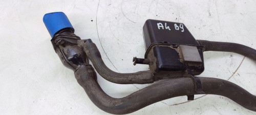 WLEW PŁYNU ADBLUE AUDI A4 B9 A5 8W6131963B