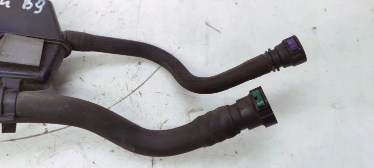 WLEW PŁYNU ADBLUE AUDI A4 B9 A5 8W6131963B