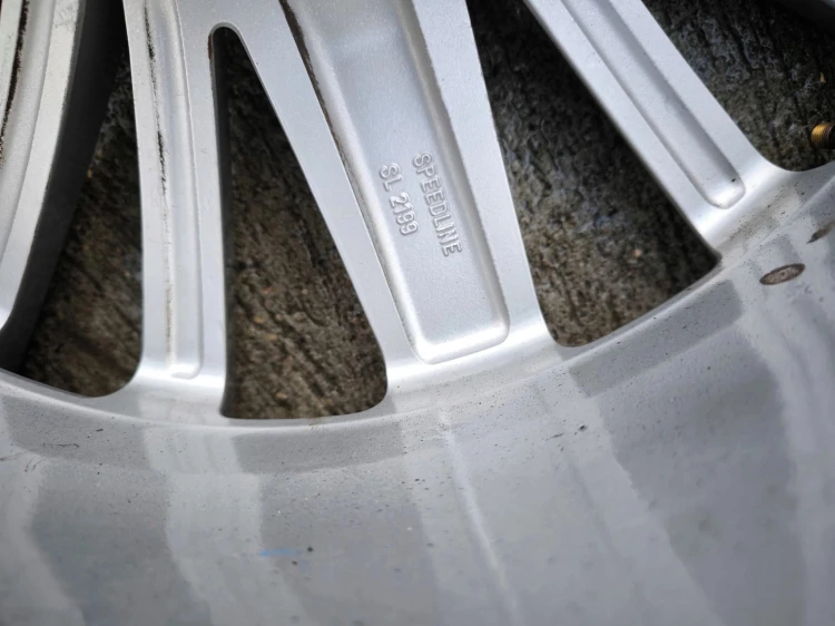 FELGA ALUMINIOWA AUDI VW SEAT SKODA 8.5J R18 ET29 8F0601025A Z*9* OK