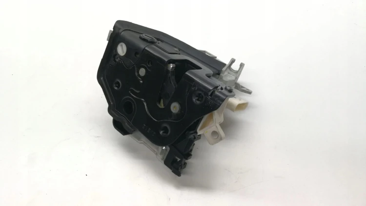 ZAMEK DRZWI LEWY TYŁ AUDI A4 B8 A5 Q5 8K0839015C