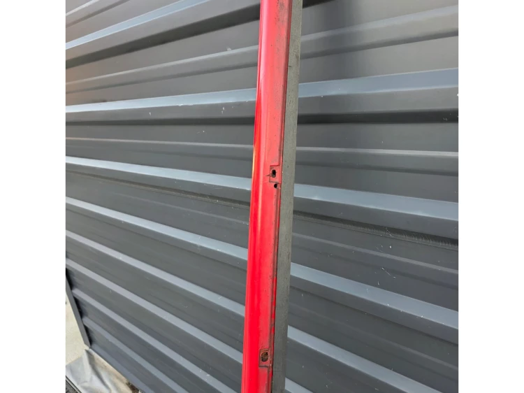LISTWA PROGOWA PRAWA AUDI A1 8X 3-DRZWI LZ3M KOMPLETNA !!!