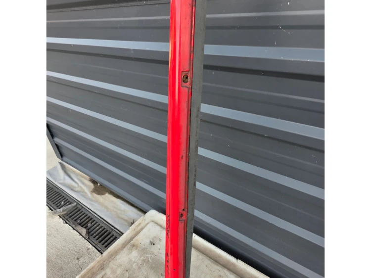 LISTWA PROGOWA PRAWA AUDI A1 8X 3-DRZWI LZ3M KOMPLETNA !!!