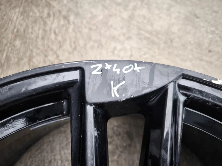 FELGA ALUMINIOWA KBA 50753 AUDI VW SEAT SKODA 9.0J R20 ET 33 Z*40* K