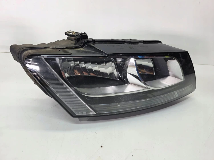 REFLEKTOR LAMPA PRAWY PRZÓD AUDI Q5 8R 8R0941004M UK
