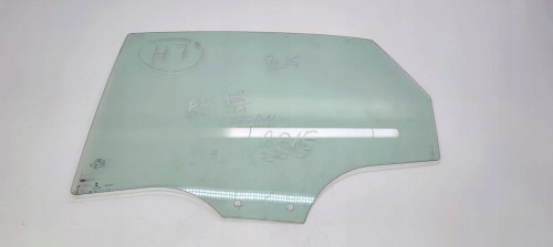 SZYBA BOCZNA DRZWI LEWY TYŁ AUDI A4 B9 8W5 2015R