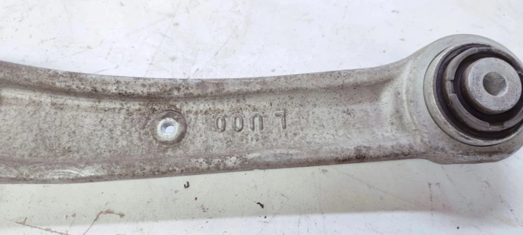 WAHACZ LEWY PRZÓD AUDI A6 C8 A7 Q7 4M0407155D