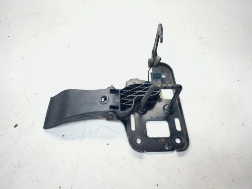 ZAMEK MASKI RYGIEL AUDI Q5 8R 8R0823480