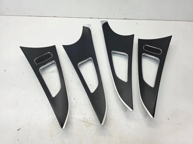 DEKOR DEKORY DRZWI PIANO BLACK AUDI A6 C7 KOMPLET 4G0867409R 1LQ