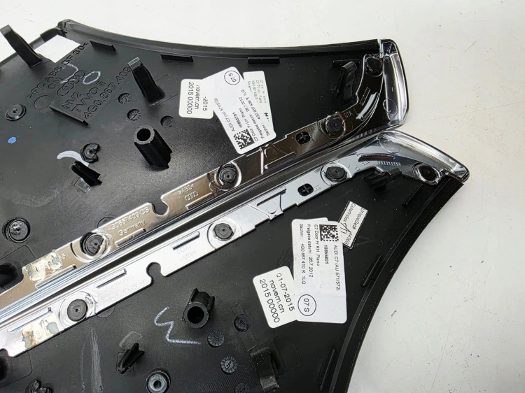 DEKOR DEKORY DRZWI PIANO BLACK AUDI A6 C7 KOMPLET 4G0867409R 1LQ