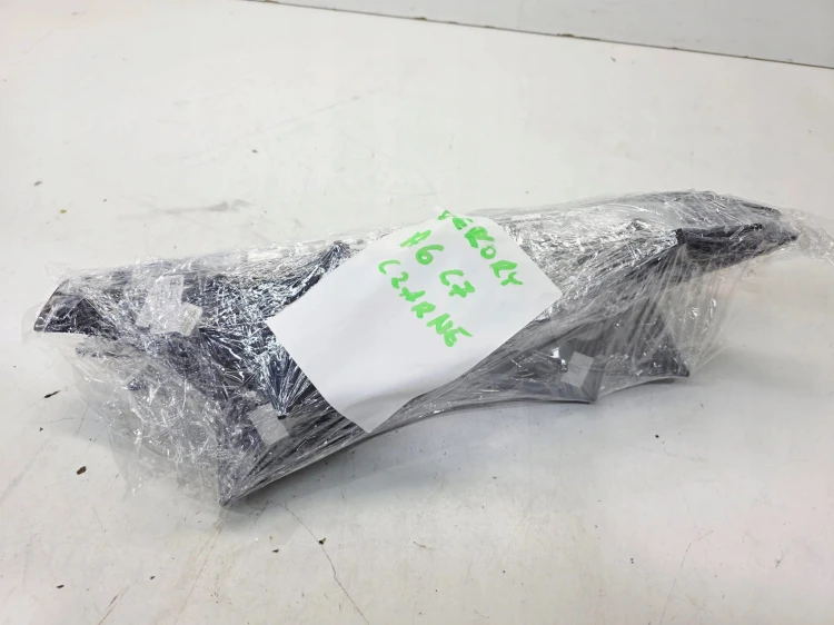 DEKOR DEKORY DRZWI PIANO BLACK AUDI A6 C7 KOMPLET 4G0867409R 1LQ