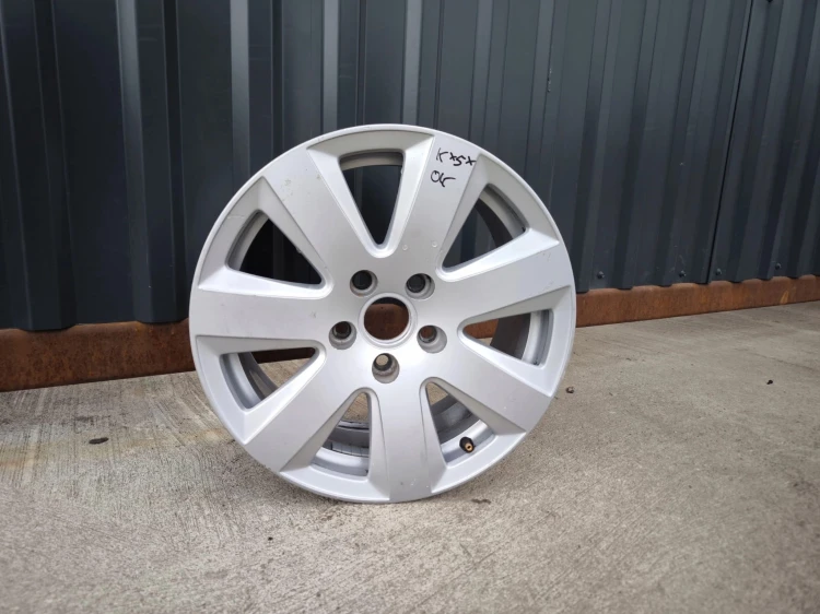 FELGA ALUMINIOWA AUDI A3 A4 A6 VW SKODA 7.5J R16 ET45 4F0601025AJ K*5* OK