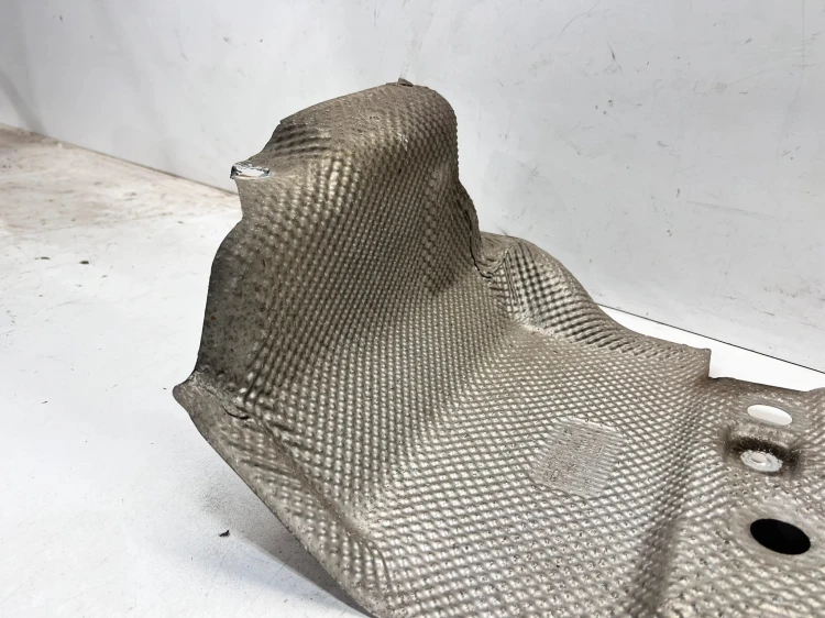 OSŁONA TERMICZNA WYDECHU AUDI Q5 8R 8R0804171B